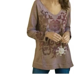 SOFT SURROUNDINGS Renaissance Relaxed Fit Vneck Raw Edge Sweatshirt